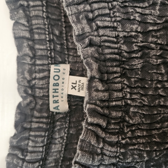 EARTHBOUND Charcoal Textured Maxi Dress With Bat Sleeves And Embroidered Moons - Picture 4 of 5